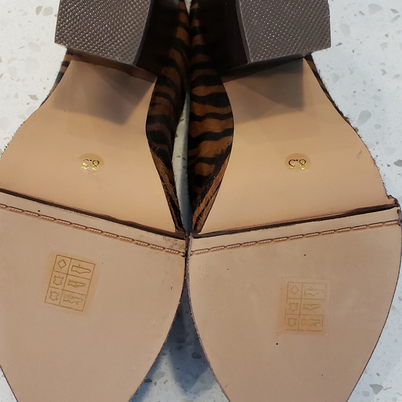 Mules - Picture 5 of 5